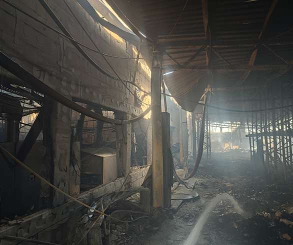 Zdjęcie aktualności Wielki pożar zakładu produkcyjnego w Szamocinie. Straty oszacowano wstępnie na 15 milionów złotych